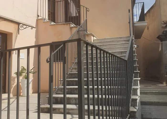 Dimora Storica 게스트하우스 *